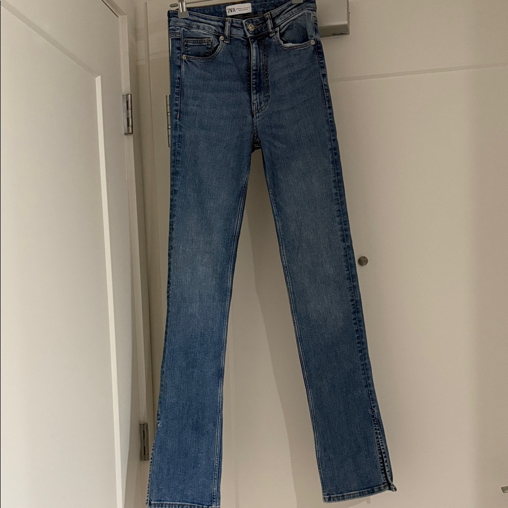 Zara Denim Straight Leg Jeans in Blue